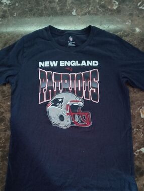 NFL New England Patriots Navy Blue Tee with Helmet Graphic